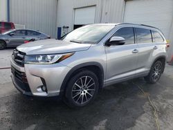 Salvage cars for sale from Copart Savannah, GA: 2017 Toyota Highlander SE