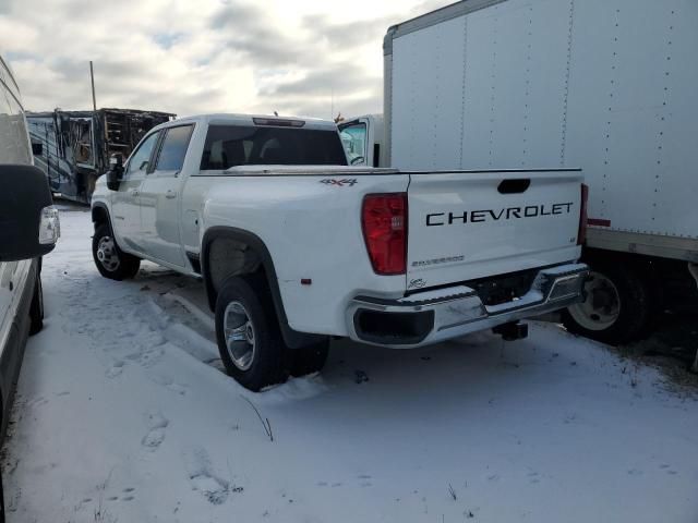 2022 Chevrolet Silverado C3500 LT