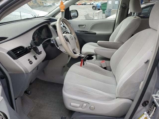 2012 Toyota Sienna LE