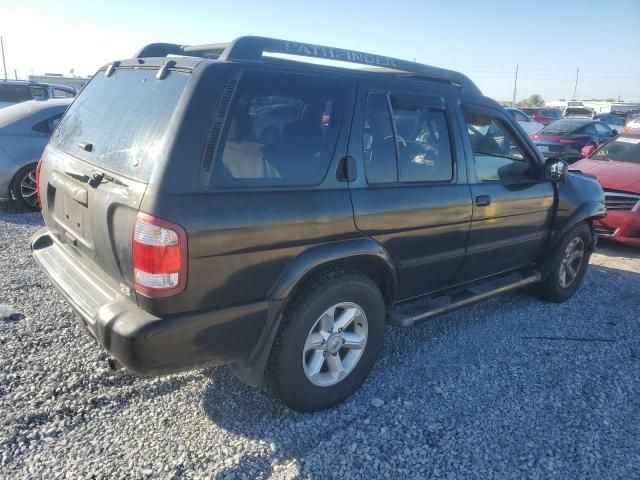 2004 Nissan Pathfinder LE