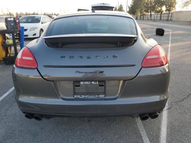 2013 Porsche Panamera S Hybrid