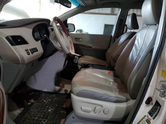 2011 Toyota Sienna XLE