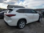 2020 Toyota Highlander Hybrid LE