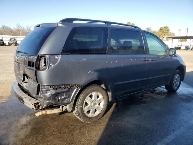 2006 Toyota Sienna CE