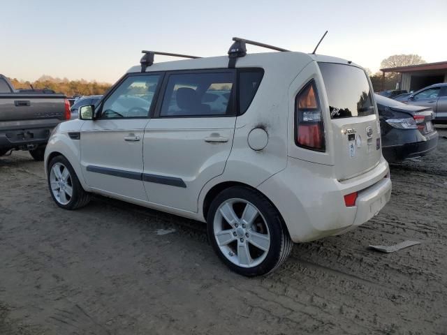 2011 KIA Soul +