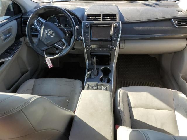 2015 Toyota Camry Hybrid