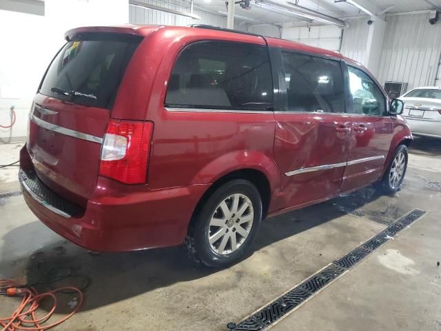 2011 Chrysler Town & Country Touring L