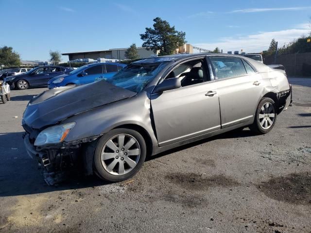 2005 Toyota Avalon XL