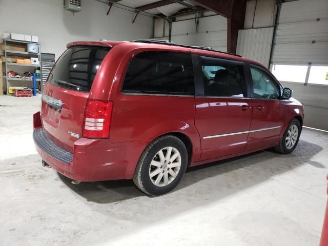 2009 Chrysler Town & Country Touring