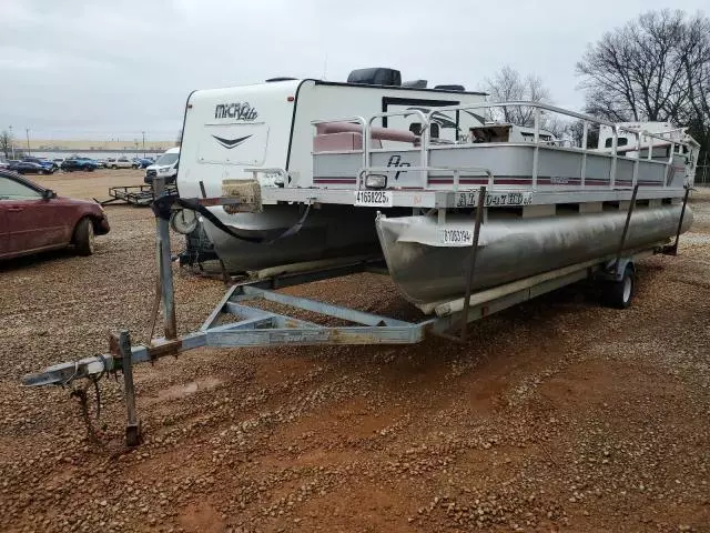 1988 Aquasport Boat