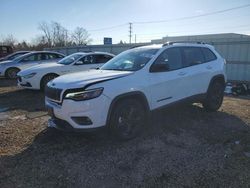 Carros salvage sin ofertas aún a la venta en subasta: 2023 Jeep Cherokee Altitude LUX