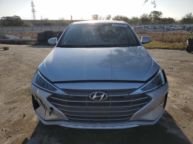 2019 Hyundai Elantra SE