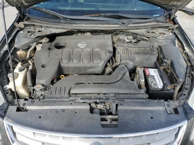 2010 Nissan Altima Base