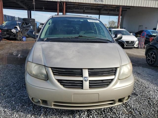 2005 Dodge Grand Caravan SXT