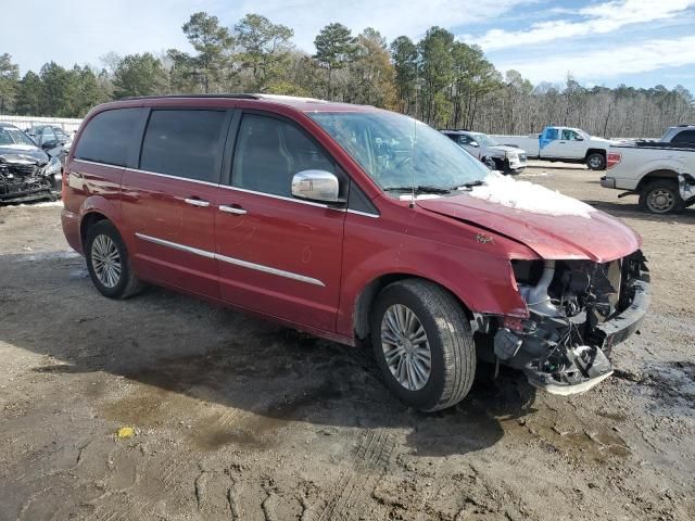 2016 Chrysler Town & Country Touring L