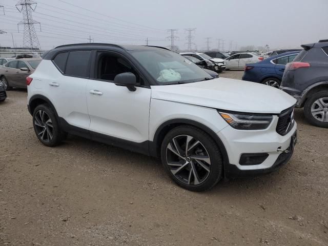 2022 Volvo XC40 T5 R-Design