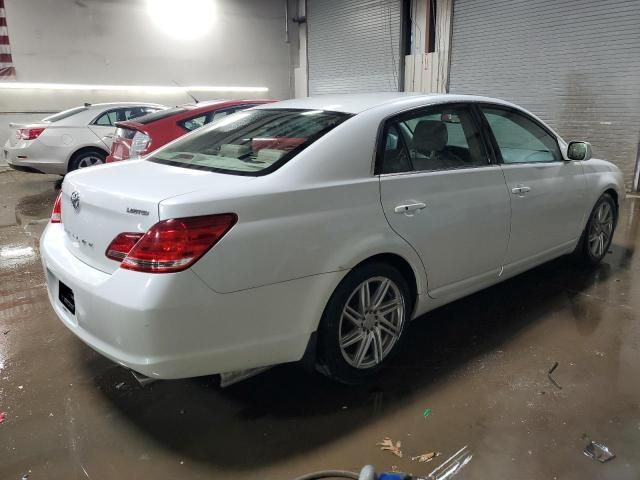 2005 Toyota Avalon XL