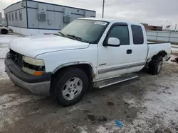 Salvage trucks for sale at Bismarck, ND auction: 2002 Chevrolet Silverado K1500