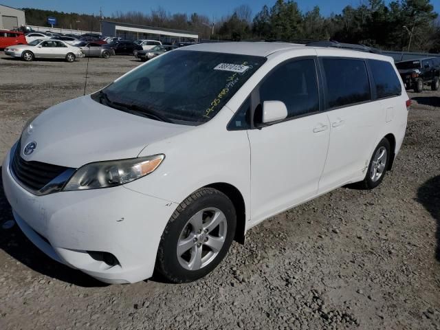 2012 Toyota Sienna LE