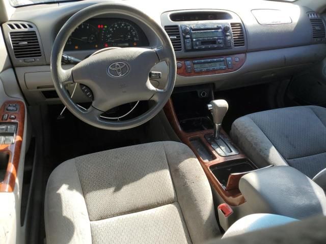 2004 Toyota Camry LE