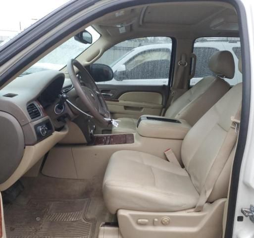 2014 Chevrolet Suburban C1500 LTZ