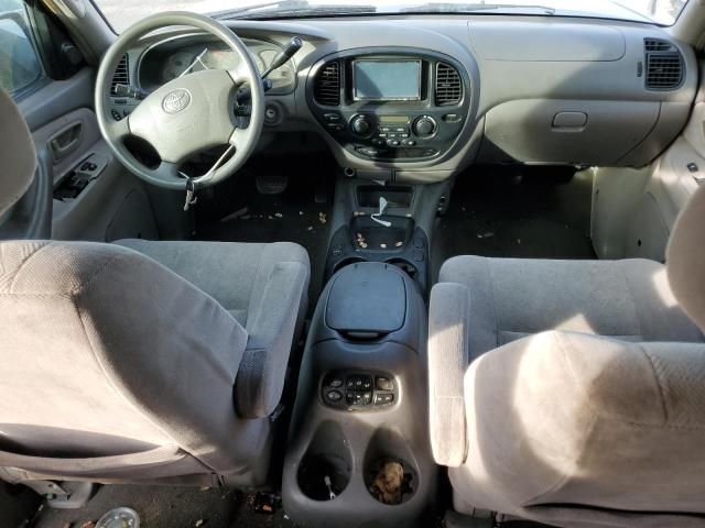 2003 Toyota Sequoia SR5