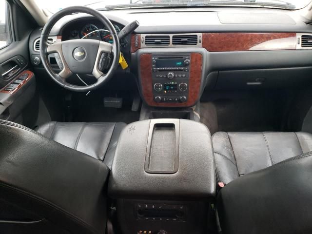 2013 Chevrolet Suburban C1500 LT