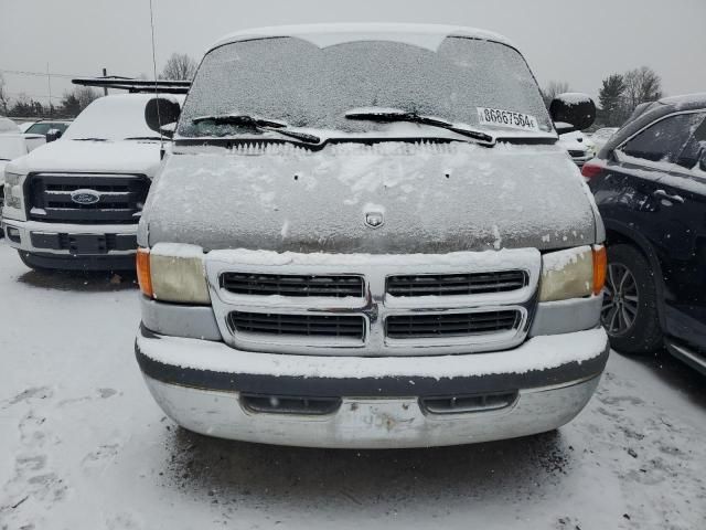 2001 Dodge RAM Wagon B3500