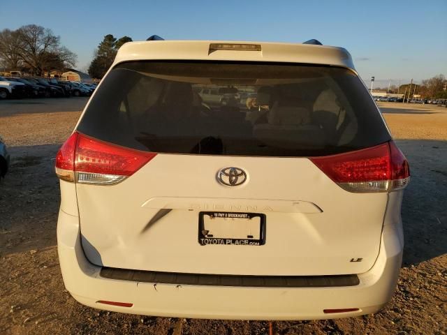 2012 Toyota Sienna LE