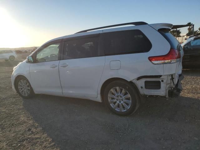 2013 Toyota Sienna LE