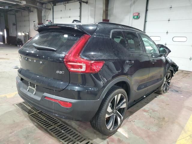 2024 Volvo XC40 Plus