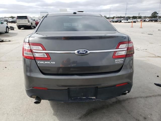 2016 Ford Taurus SE