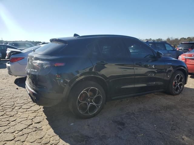 2024 Alfa Romeo Stelvio TI