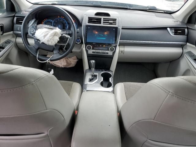 2014 Toyota Camry Hybrid