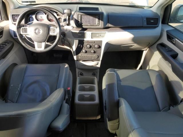 2012 Volkswagen Routan SE