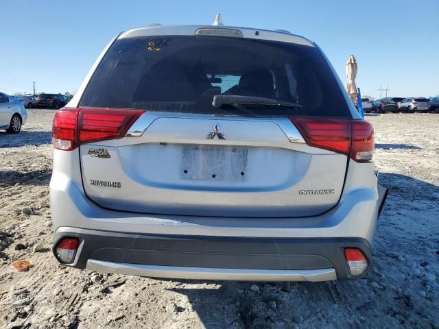 2017 Mitsubishi Outlander ES