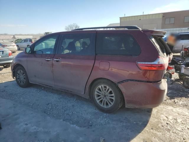 2015 Toyota Sienna XLE