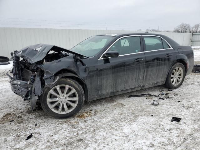 2017 Chrysler 300 Limited