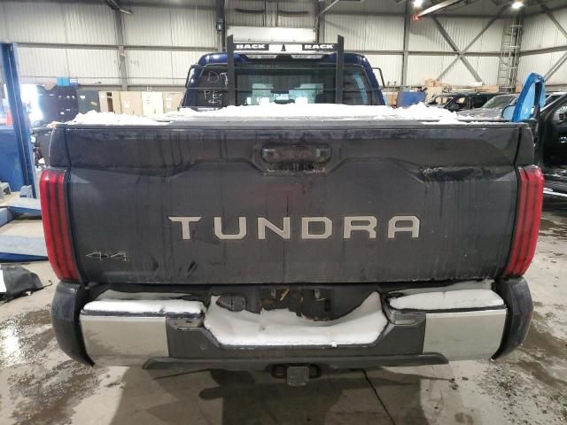 2022 Toyota Tundra Crewmax SR5