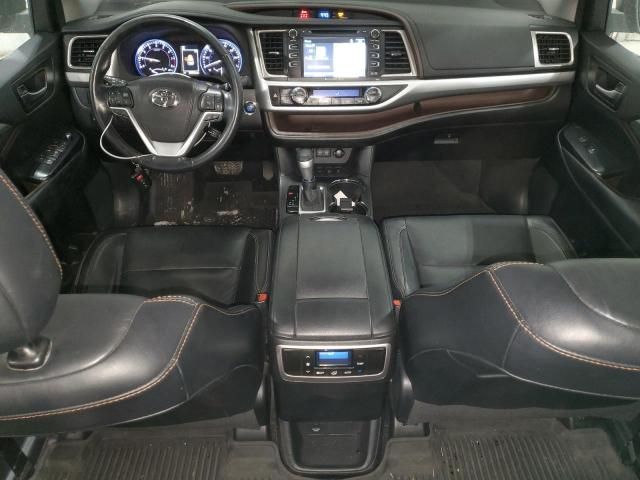 2018 Toyota Highlander SE