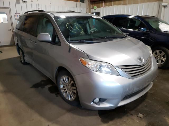 2011 Toyota Sienna XLE