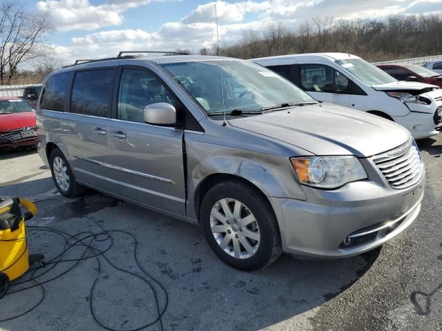 2016 Chrysler Town & Country Touring