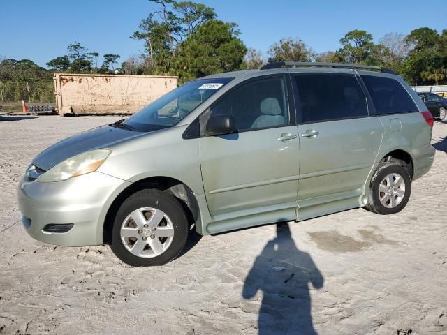 2006 Toyota Sienna CE