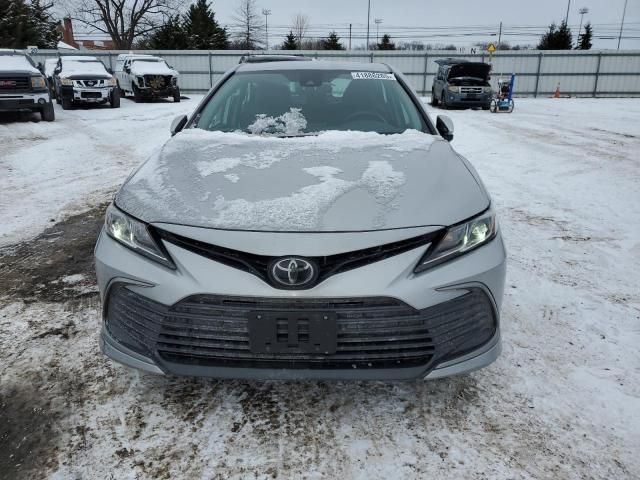 2022 Toyota Camry LE