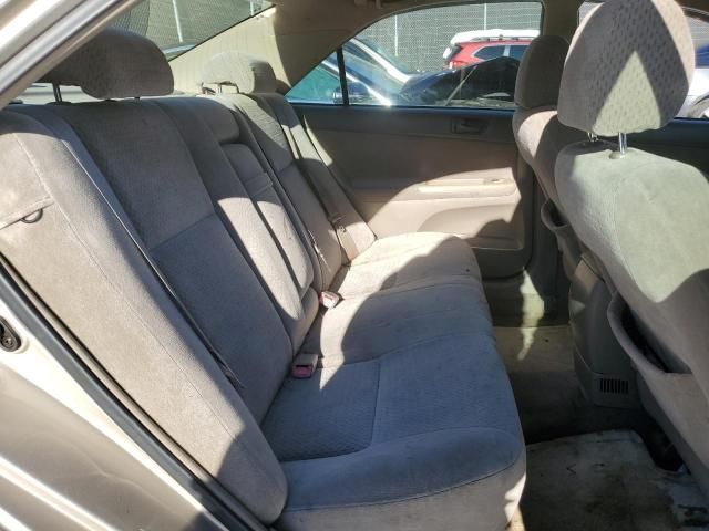 2004 Toyota Camry LE