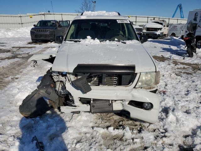 2004 Ford Explorer XLT