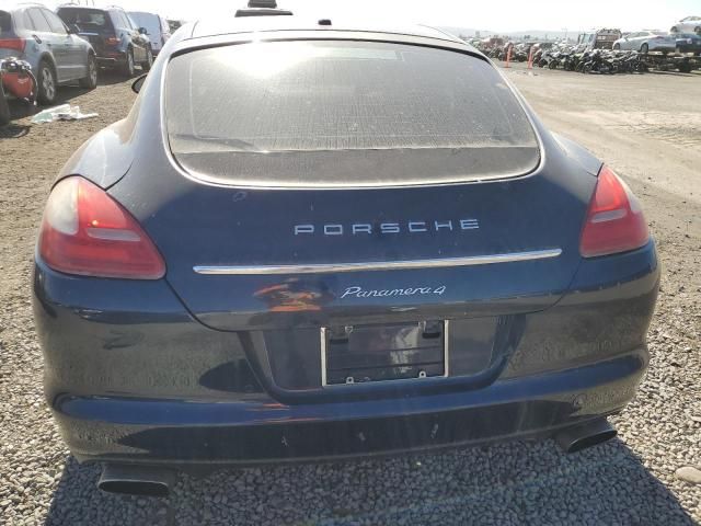 2011 Porsche Panamera 2