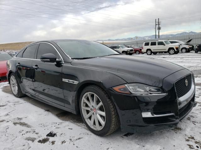 2019 Jaguar XJ R-Sport