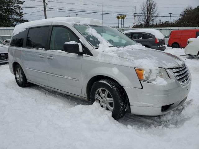 2010 Chrysler Town & Country Touring