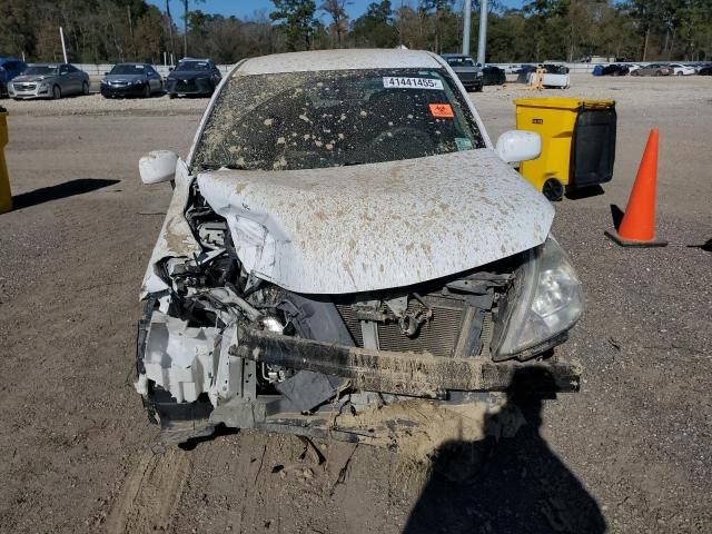 2010 Nissan Versa S